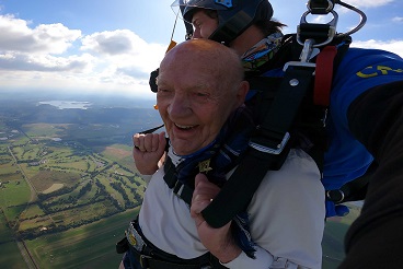 Bob, 89, feels the breeze under his kilt with bucket list skydive ...