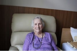Hazel celebrates her 100th birthday_.jpg Hazel celebrates her 100th birthday_.jpg